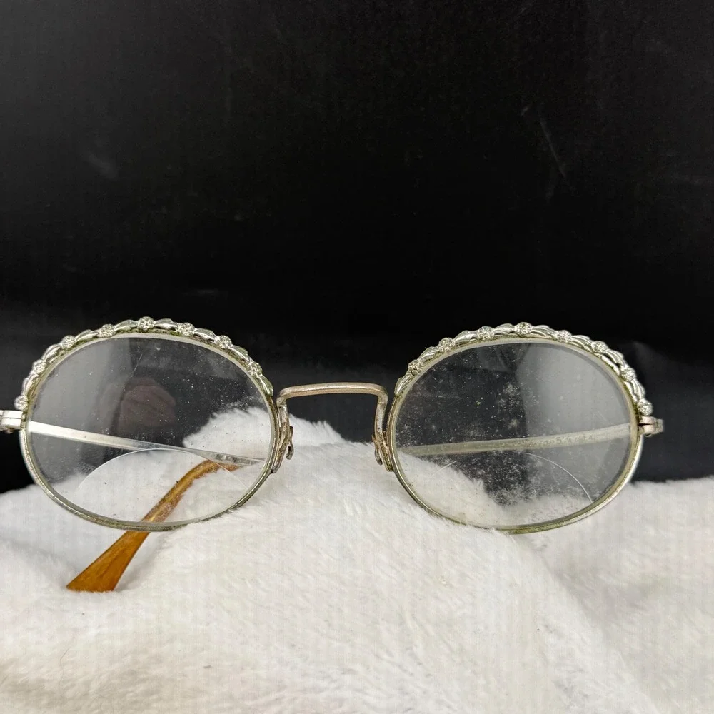 Vintage Eyeglasses Silver Tone Floral Engraved Oval Frame USA